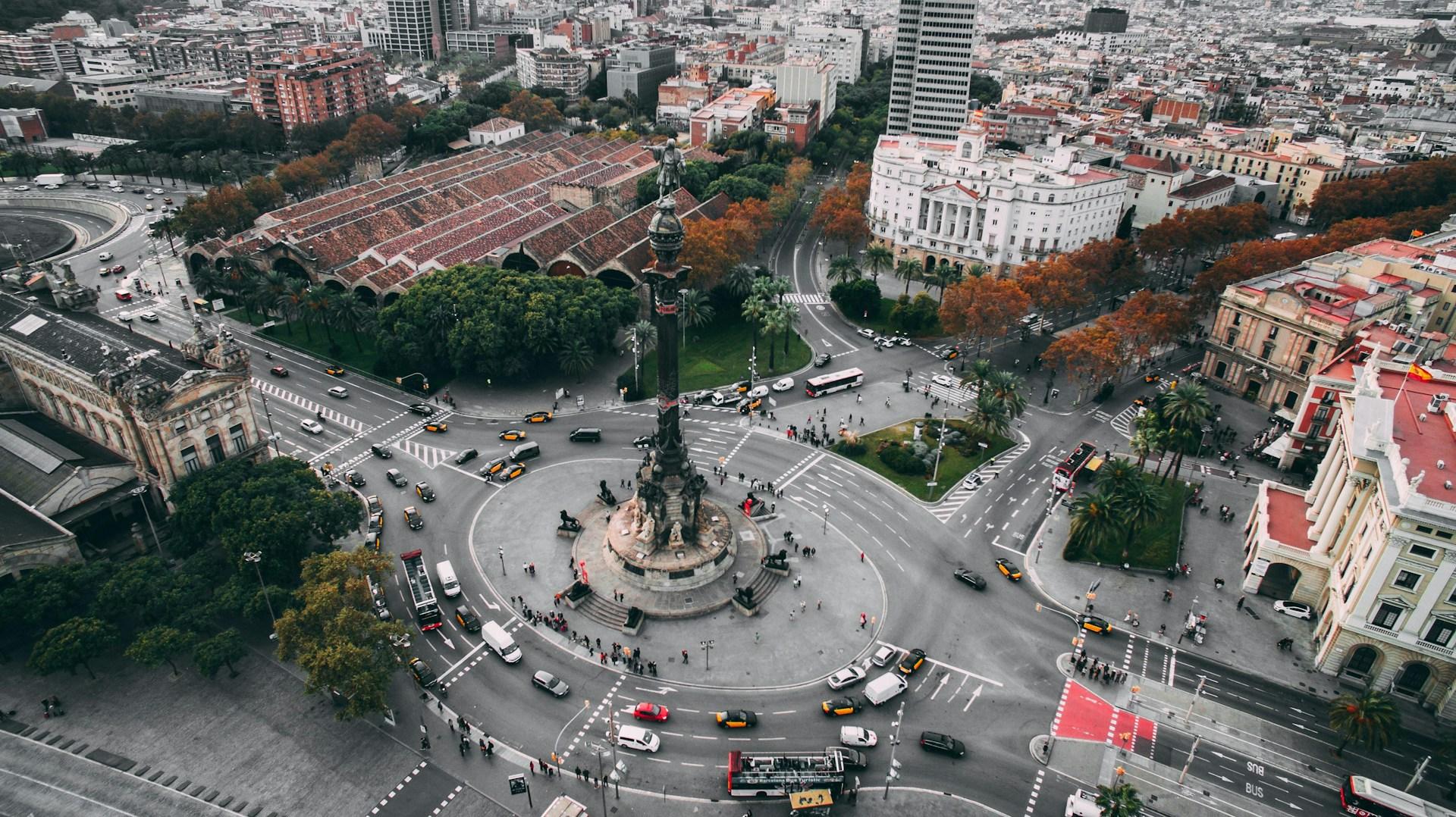 Retrouver Madrid et Barcelone : Des visites thématiques à découvrir background